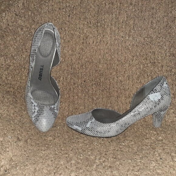 TSUBO-Fifee-D’Orsay Pump-Dark Grey Snake Pattern Leather-Sz 7.5-Near Mint - Picture 1 of 7